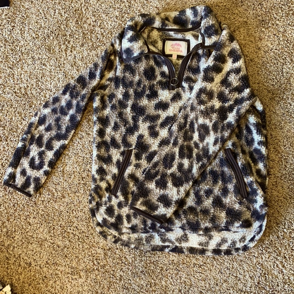 Cheetah print sweatshirt